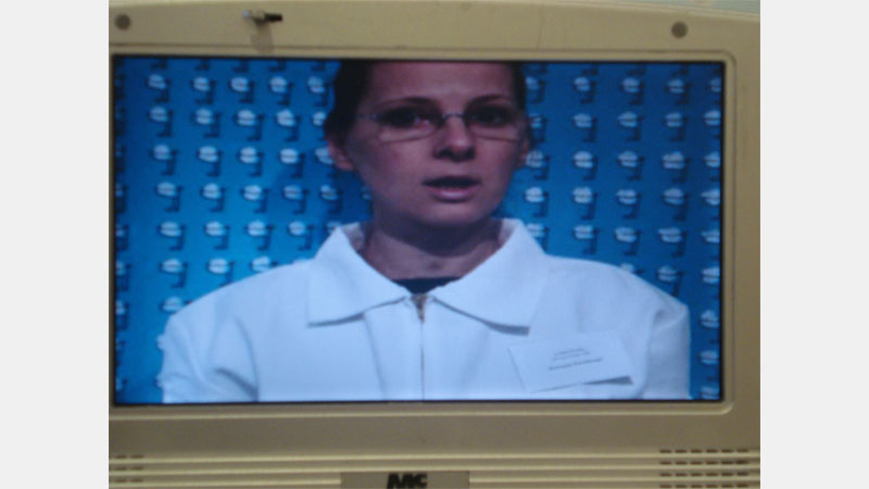 videostill zur ausstellung kom(h)erz